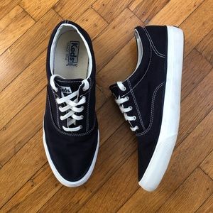 KEDS Low Top Sneaker